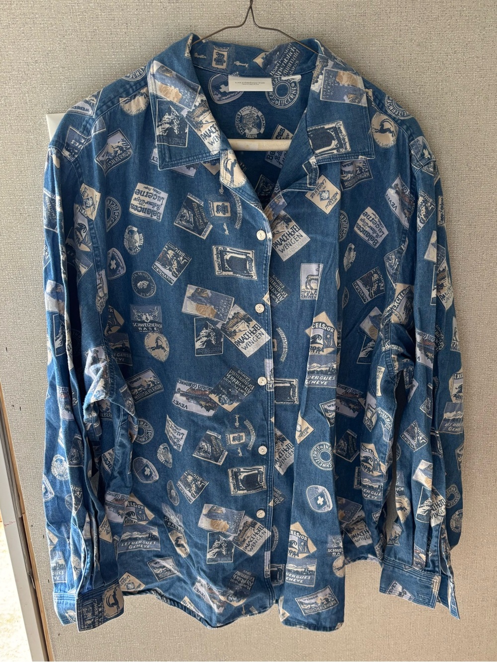 Vintage 90s Liz Claiborne Travel Stamp Chambray Denim Shirt Plus Size